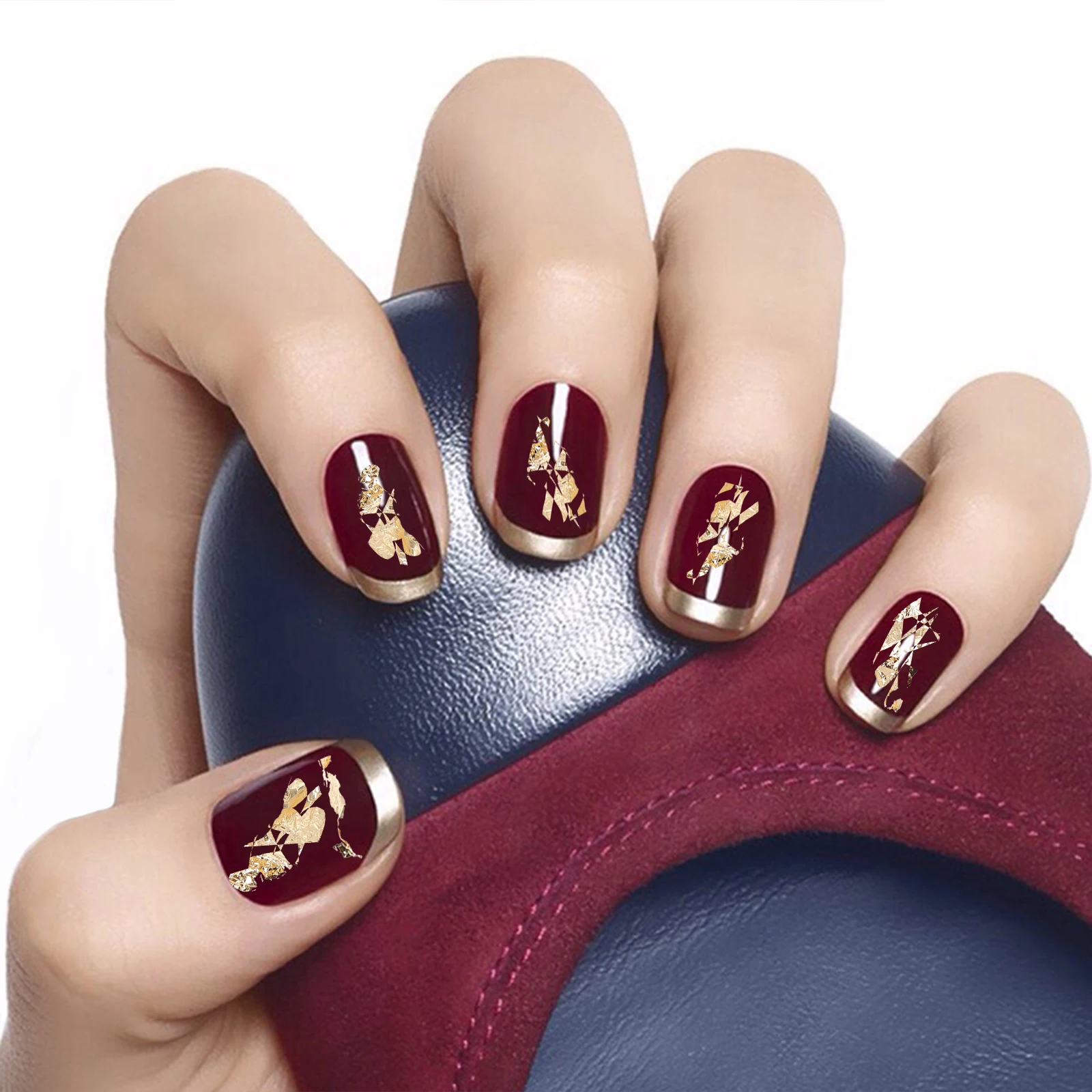 3 Bottles Nail Foil Pieces Premium Nail Art DIY Salon Decorations Parties Christmas Glittering Foil Flakes Gilding Flakes 
3 Bottles Nail Foil Pieces Premium Nail Art DIY Salon Decorations Parties Christmas Glittering Foil Flakes Gilding Flakes