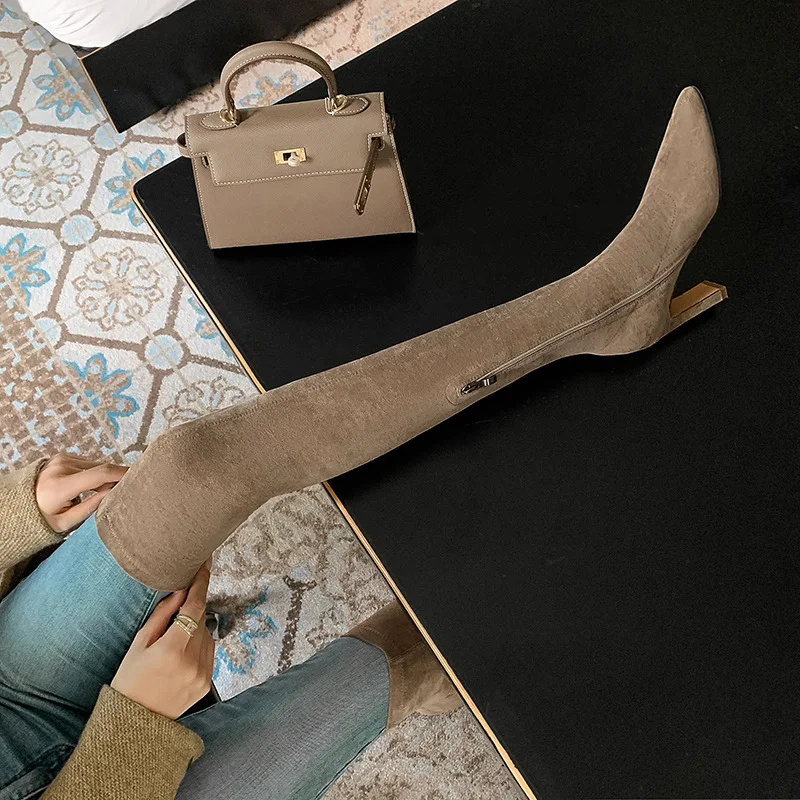 Arden Furtado 2024 Autumn Elastic suede Over the knee boots Pointed toe Side zipper Chunky heels Skinny boots Women's Boots
Arden Furtado 2024 Autumn Elastic suede Over the knee boots Pointed toe Side zipper Chunky heels Skinny boots Women's Boots