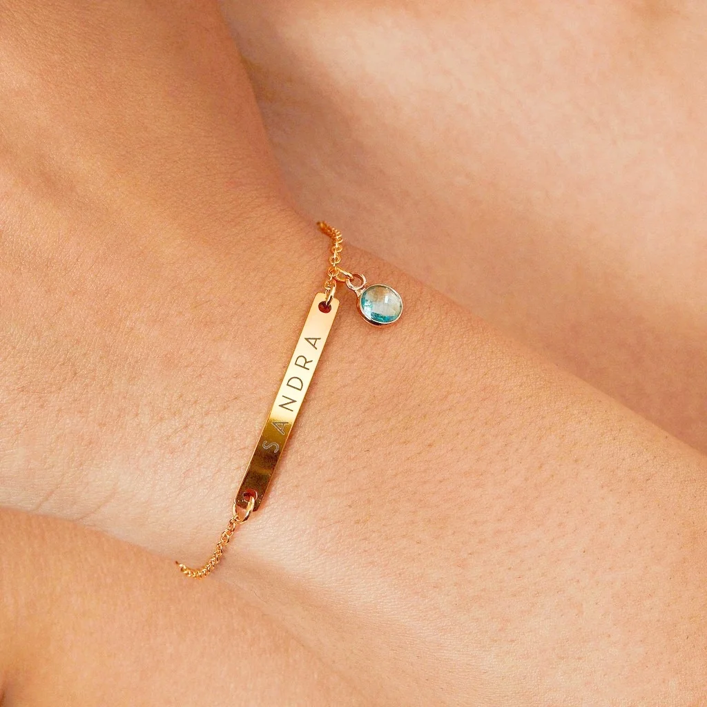 Fashion Birthstone Custom Name Bracelet for Personality Women Stainless Steel Bracelet Mother Gift Accessorie Big Colorful Stone
Fashion Birthstone Custom Name Bracelet for Personality Women Stainless Steel Bracelet Mother Gift Accessorie Big Colorful Stone