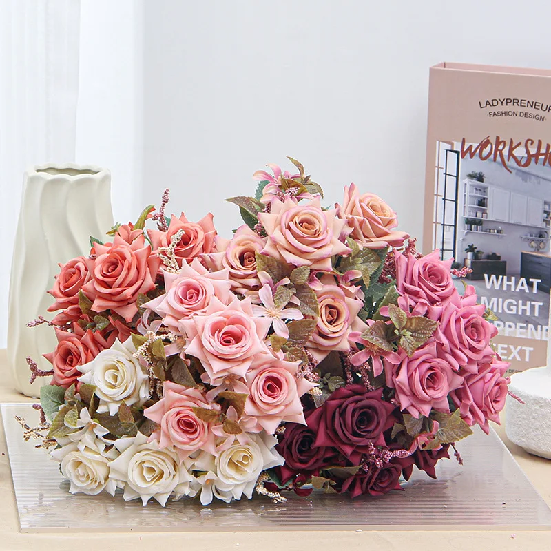 Seven-headed rose home decoration artificial flower silk wedding hand-held road leading flower photography decoration
Seven-headed rose home decoration artificial flower silk wedding hand-held road leading flower photography decoration