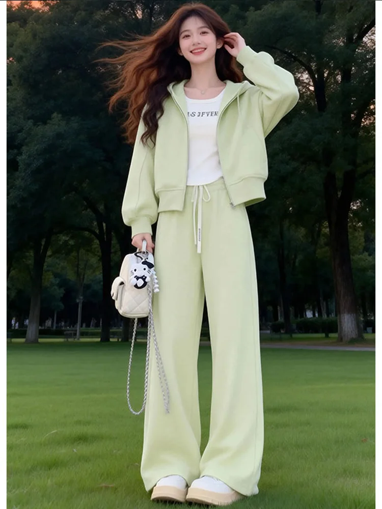 Style Women's Two-Piece Set Hooded Open Cardigan Sweatshirt Outerwear Straight Casual Pants Comfortable Summer Fashion
Style Women's Two-Piece Set Hooded Open Cardigan Sweatshirt Outerwear Straight Casual Pants Comfortable Summer Fashion