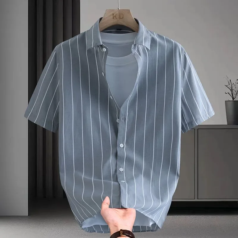 Men's Casual Striped Short Sleeve Shirt Turn Down Collar Cotton Lightweight Summer Shirt for Daily Wear
Men's Casual Striped Short Sleeve Shirt Turn Down Collar Cotton Lightweight Summer Shirt for Daily Wear
