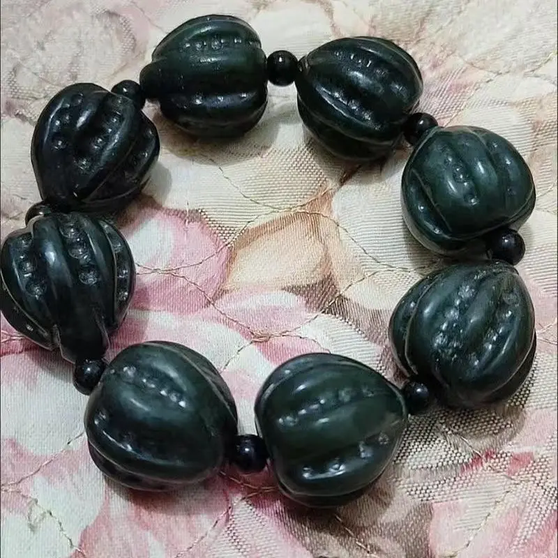 Natural Xinjiang Hetian Jade Sapphire Men's Bracelet Jade Walnut Bead Bracelet Men's and Women's Bracelet
Natural Xinjiang Hetian Jade Sapphire Men's Bracelet Jade Walnut Bead Bracelet Men's and Women's Bracelet