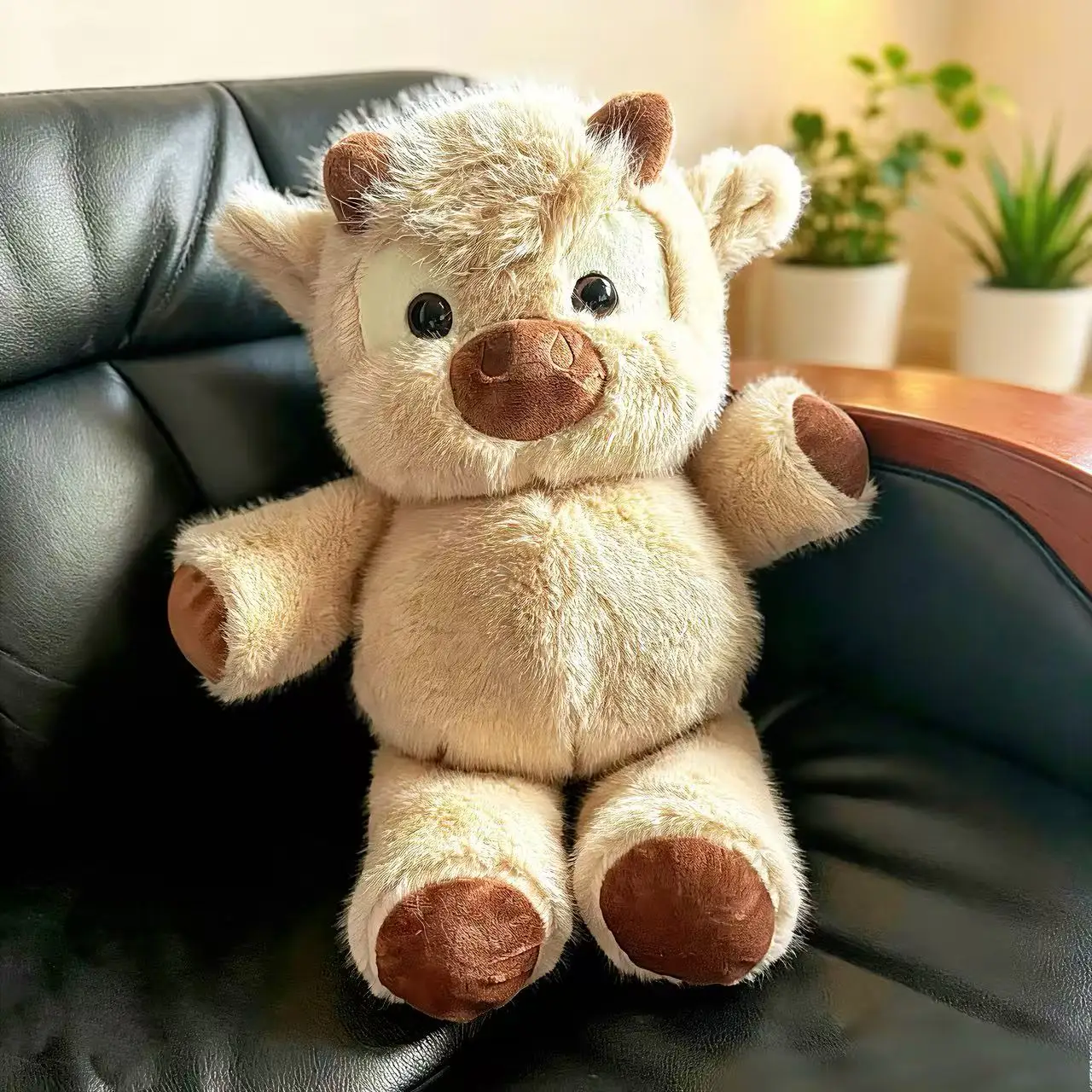 40cm Adorable Highland Cattle Plush Toy - Running Cow Stuffed Animal Soft Fabric Huggable Soothing Companion for All Ages
40cm Adorable Highland Cattle Plush Toy - Running Cow Stuffed Animal Soft Fabric Huggable Soothing Companion for All Ages