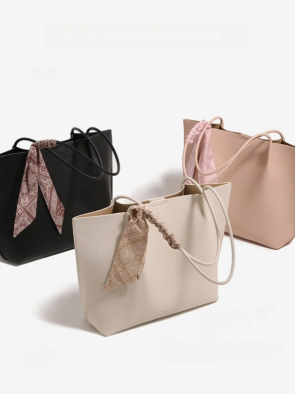 CharlieKitty 2026 New Style Tote Bag High-End Sensation Handbag Youth Casual Single Shoulder Purse Large Size PU Le...
CharlieKitty 2026 New Style Tote Bag High-End Sensation Handbag Youth Casual Single Shoulder Purse Large Size PU Le...