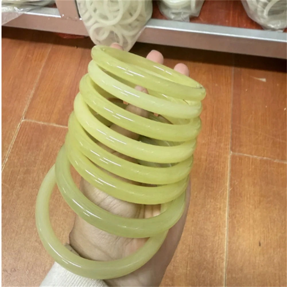 Outer cover material imitation Hotan Jade yellow mouth material bracelet flat strip avocado women's jade bracelet
Outer cover material imitation Hotan Jade yellow mouth material bracelet flat strip avocado women's jade bracelet
