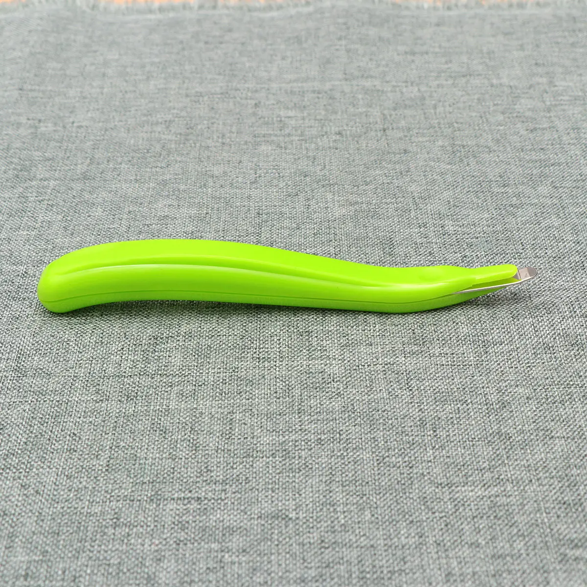 3Pcs Light Green Staple Remover for Stapler Plastic Handheld Needle Puller Easy Release Office School Supply Tool
3Pcs Light Green Staple Remover for Stapler Plastic Handheld Needle Puller Easy Release Office School Supply Tool