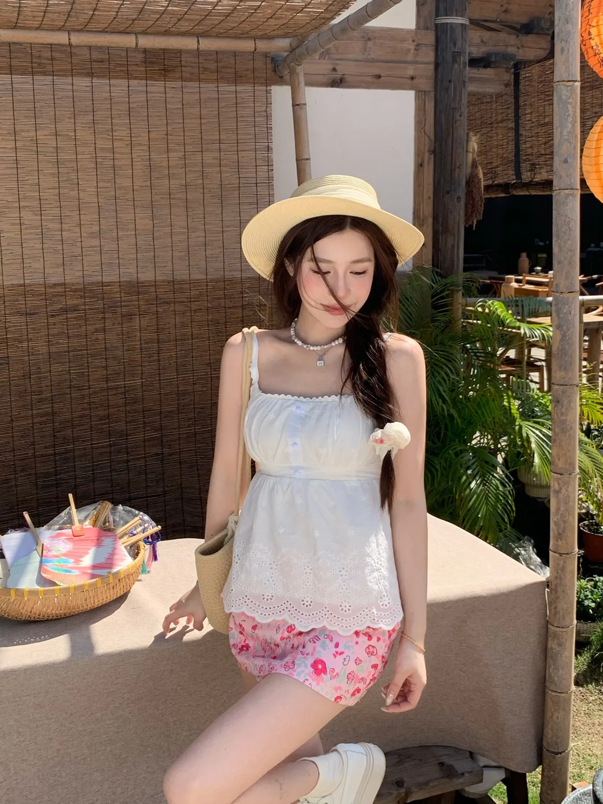 Kumikumi Pure Desire White Hollow out Vest Strap Women Summer High Waist Floral Half Skirt Short Skirt Two Piece Set
Kumikumi Pure Desire White Hollow out Vest Strap Women Summer High Waist Floral Half Skirt Short Skirt Two Piece Set