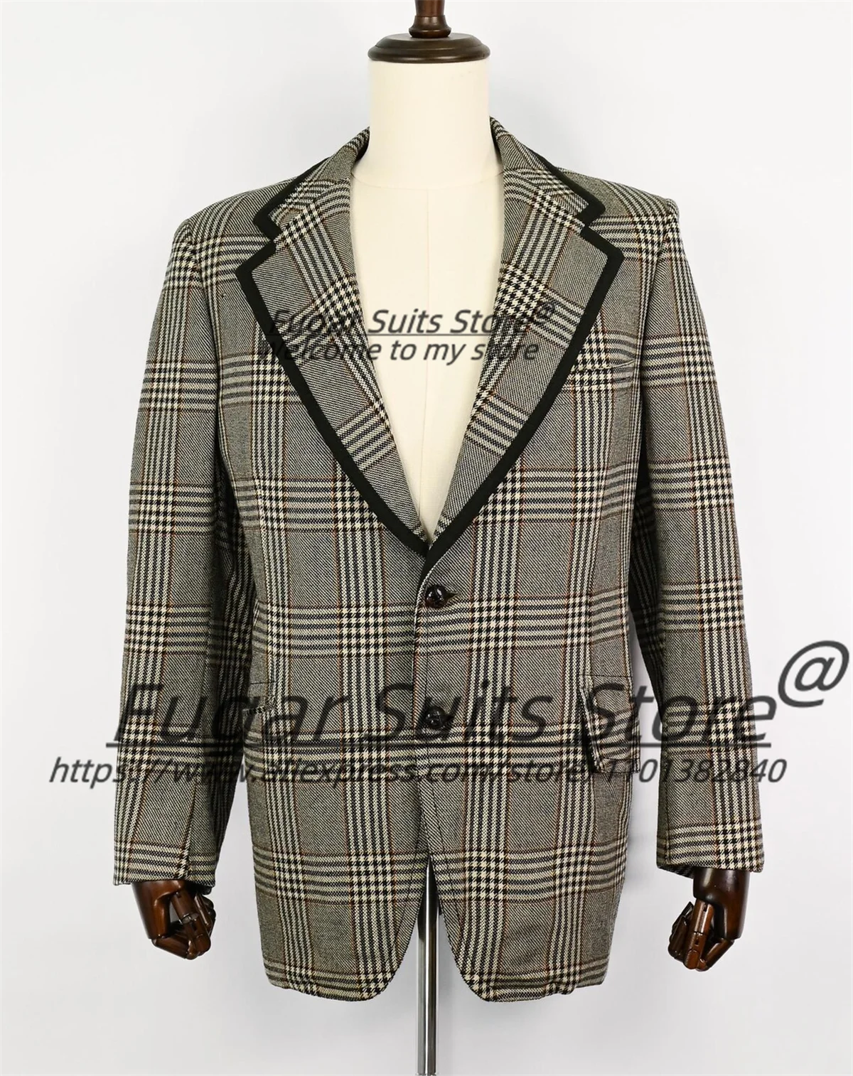 Customized Italian Style Slim Fit Plaid Men Suits Handsome Elegant Man Prom Tuxedos 2 Pieces Sets Male Party Blazers Ropa Hombre 
Customized Italian Style Slim Fit Plaid Men Suits Handsome Elegant Man Prom Tuxedos 2 Pieces Sets Male Party Blazers Ropa Hombre
