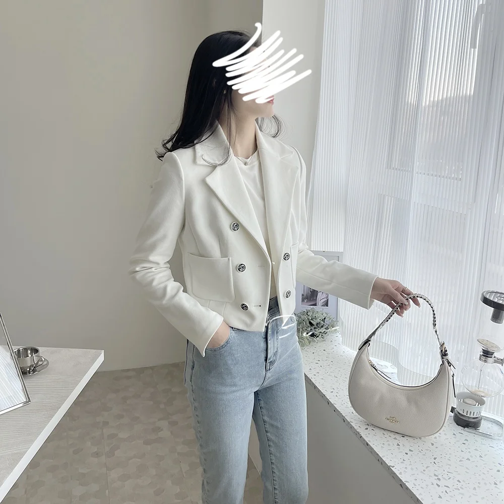 Slimming Suit Jacket Commute Versatile Neck Design Women's Fashion Spring Long Sleeve Color Double Button Coat
Slimming Suit Jacket Commute Versatile Neck Design Women's Fashion Spring Long Sleeve Color Double Button Coat