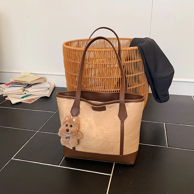 Простая большая вместительная сумка-тоут для женщин контрастного цвета, универсальные женские сумки на плечо из искусственной кожи, повседневная женская сумка под мышками
Простая большая вместительная сумка-тоут для женщин контрастного цвета, универсальные женские сумки на плечо из искусственной кожи, повседневная женская сумка под мышками