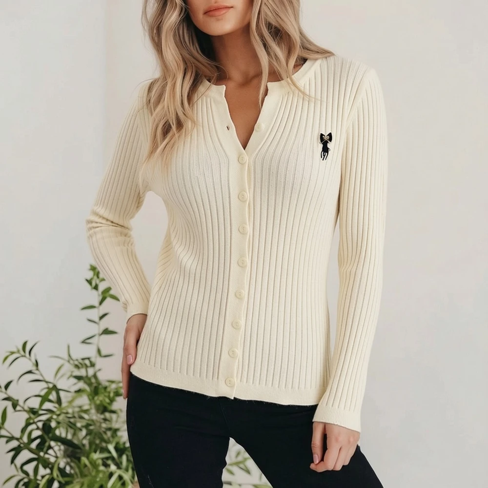 Модные вязаные топы YuooMuoo 2026 Y2K: облегающие эластичные пуловеры с бантом и одной пуговицей для весенне-осенних образов
Модные вязаные топы YuooMuoo 2026 Y2K: облегающие эластичные пуловеры с бантом и одной пуговицей для весенне-осенних образов