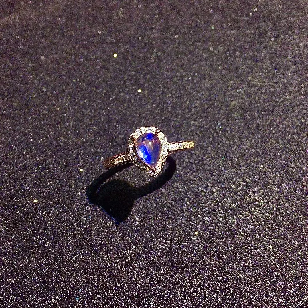 Classic Silver Gemstone Ring 5mm*7mm 100% Natural Moonstone Ring for Woman Solid 925 Silver Moonstone Jewelry
Classic Silver Gemstone Ring 5mm*7mm 100% Natural Moonstone Ring for Woman Solid 925 Silver Moonstone Jewelry