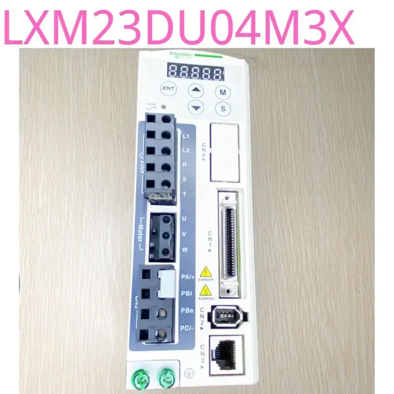 Used Servo driver LXM23DU04M3X 400W
Used Servo driver LXM23DU04M3X 400W