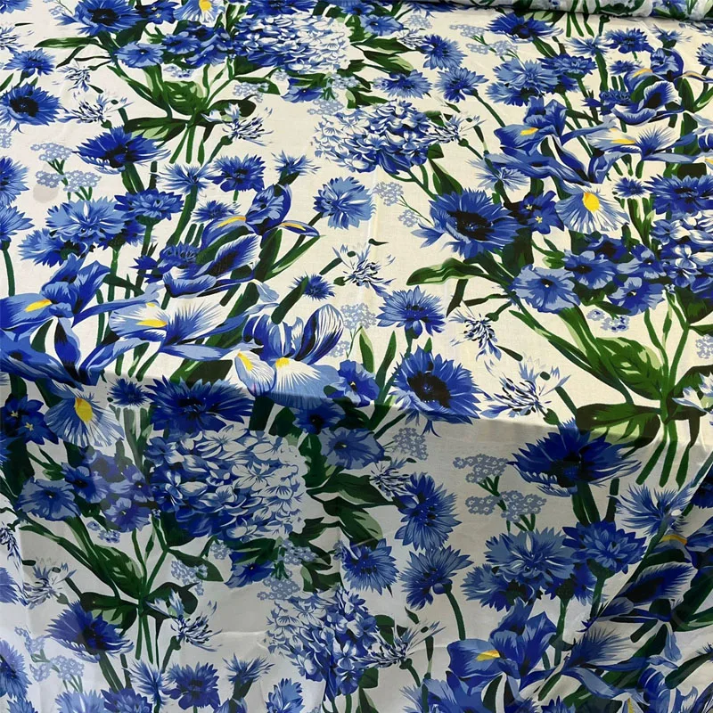 Красивая шифоновая ткань из чистого шелка с принтом синих цветов для платья/блузки Telas Para Costura Tissus, материал для шитья своими руками
Красивая шифоновая ткань из чистого шелка с принтом синих цветов для платья/блузки Telas Para Costura Tissus, материал для шитья своими руками