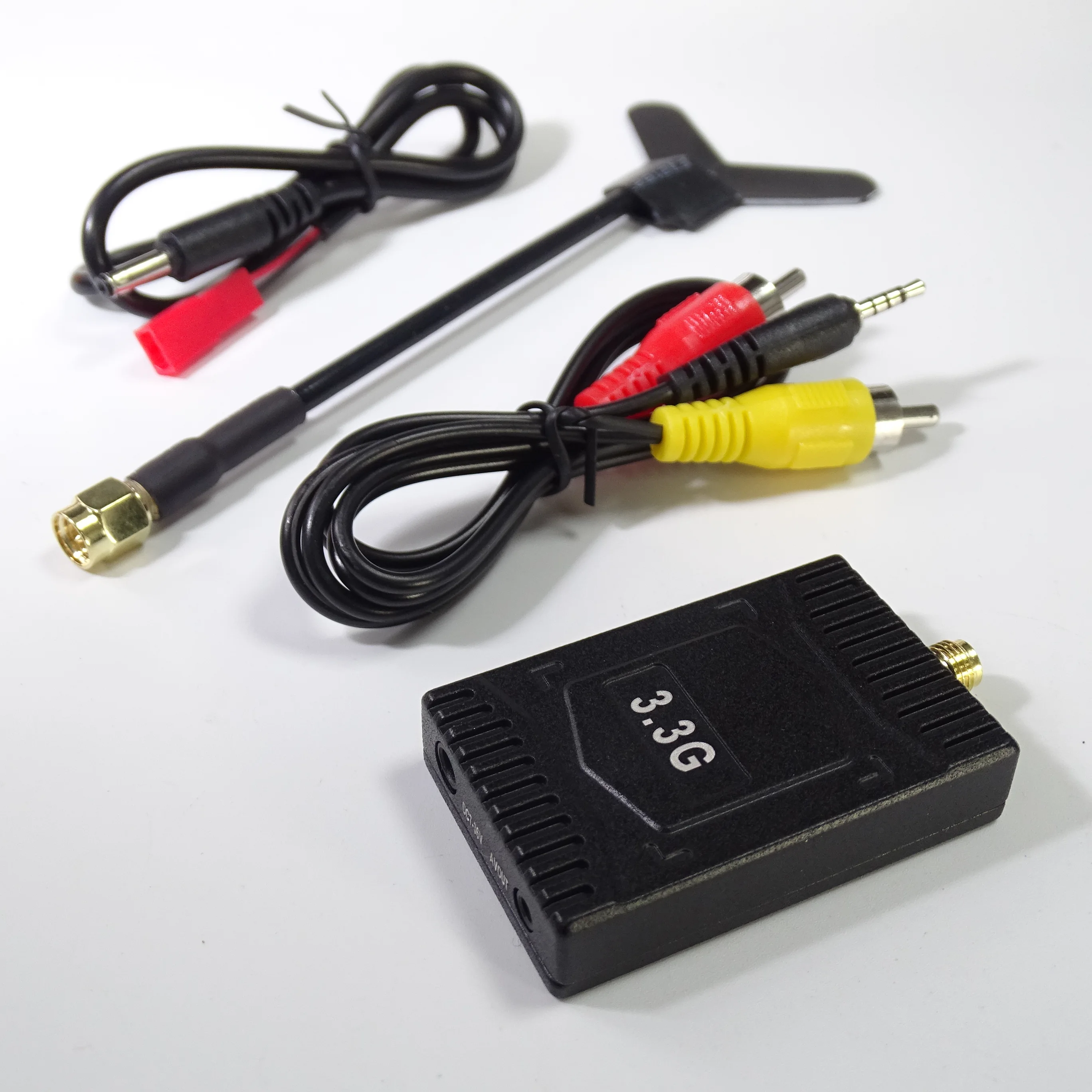 FPVspeed VRX 3.3G VRX-S8 3.3G VRX 8-канальный приемник беспроводной передачи изображения Дрон Traverse Ultra Long Range
FPVspeed VRX 3.3G VRX-S8 3.3G VRX 8-канальный приемник беспроводной передачи изображения Дрон Traverse Ultra Long Range