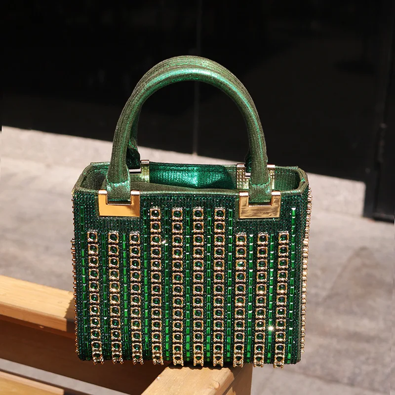 Luxury Diamond Studded Handbag Fashionable Dinner Bag High-Quality Shoulder Bag Hand-held Bag Gold Silver Green
Luxury Diamond Studded Handbag Fashionable Dinner Bag High-Quality Shoulder Bag Hand-held Bag Gold Silver Green