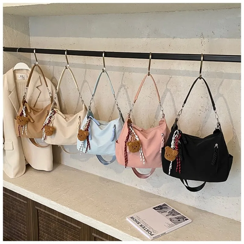 Famous Designer Women's Messenger Bag Leather Shoulder Bag Versatile Style From Luxury Brand For Ladies
Famous Designer Women's Messenger Bag Leather Shoulder Bag Versatile Style From Luxury Brand For Ladies