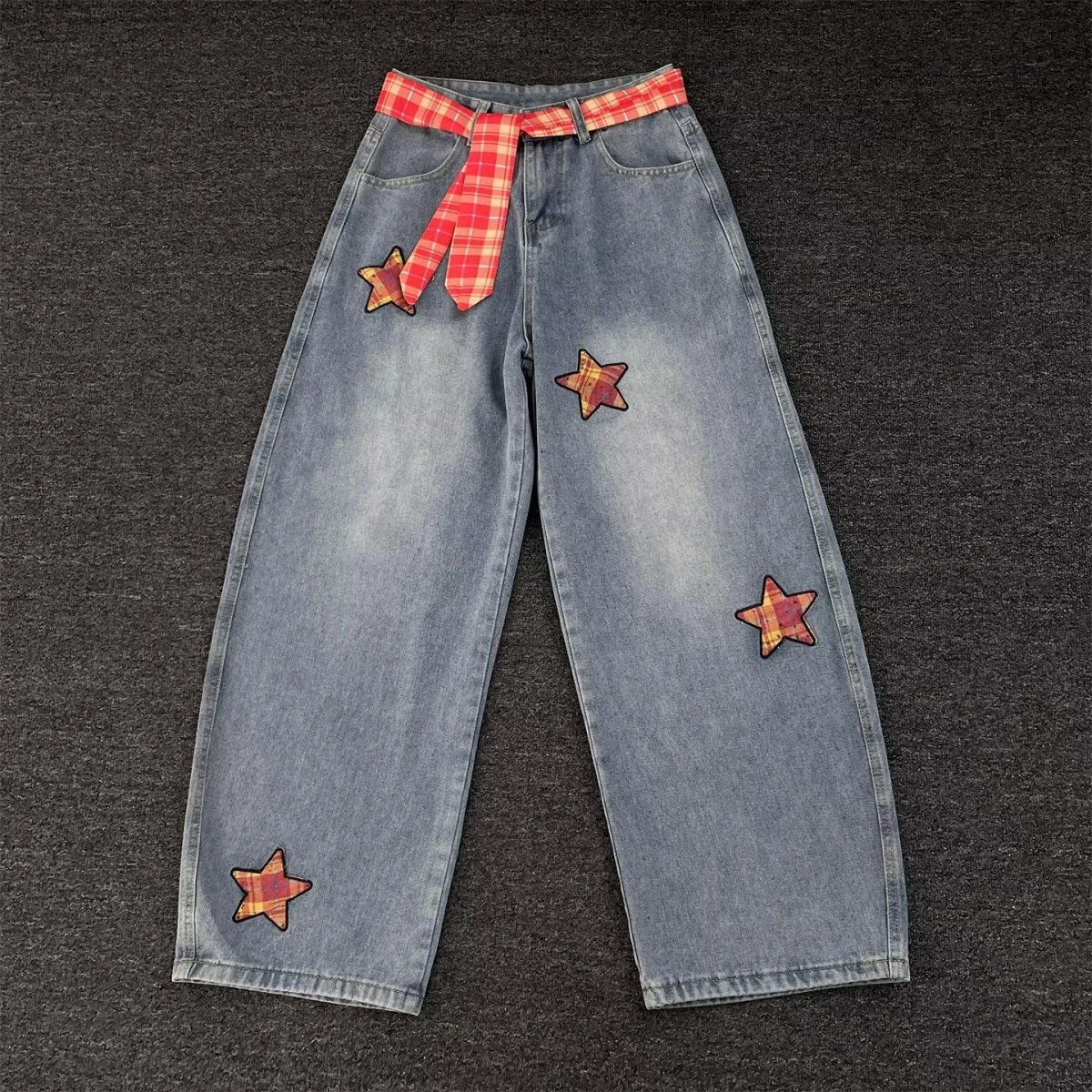 Мужские джинсы Harajuku Sle с принтом, высокая талия, прямые штанины, смесь хлопка и полиэстера, весна-лето, модные трендовые брюки
Мужские джинсы Harajuku Sle с принтом, высокая талия, прямые штанины, смесь хлопка и полиэстера, весна-лето, модные трендовые брюки