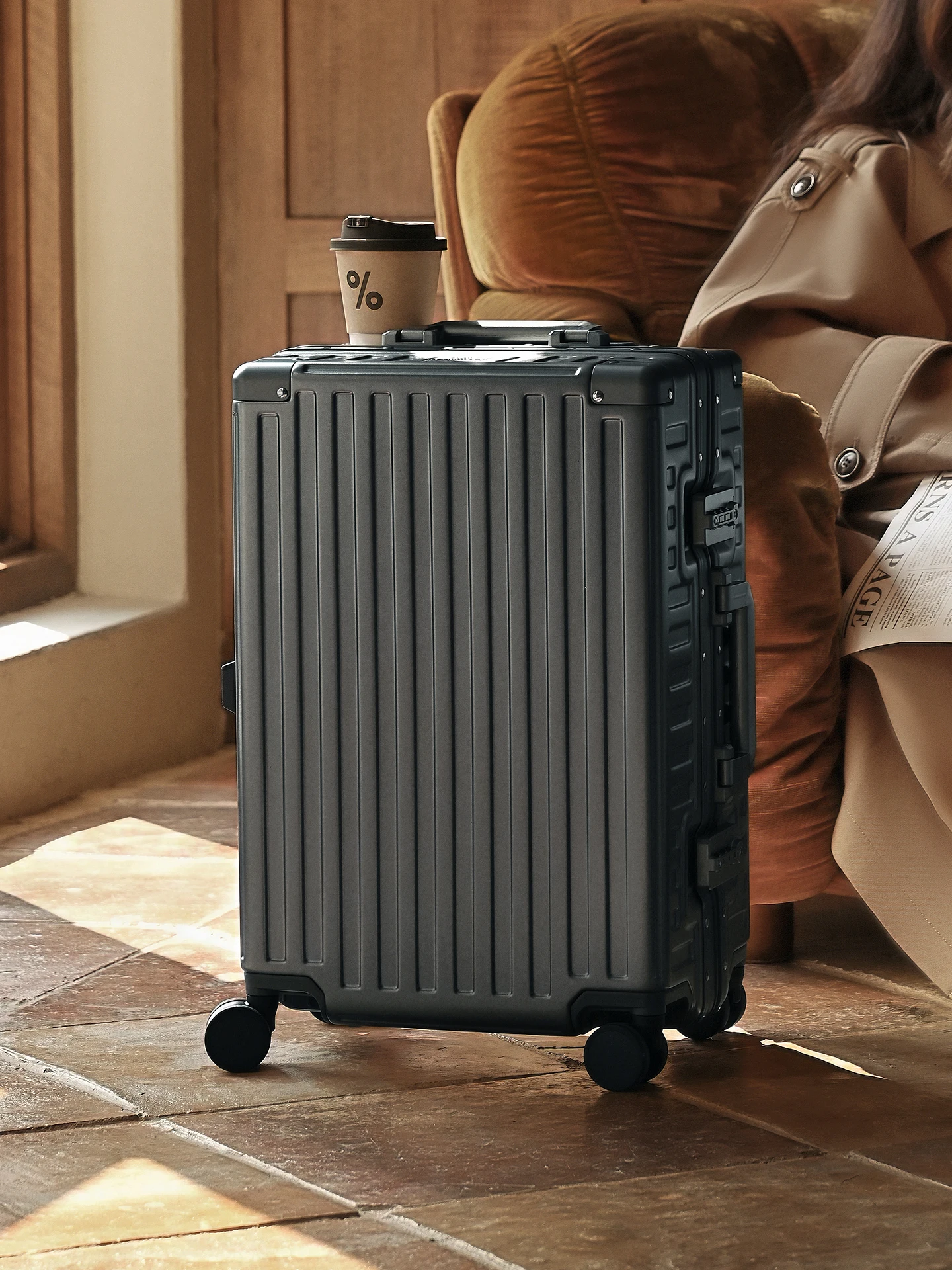 2026 New Roaming Luggage Aluminum Frame Suitcase with Universal Wheels Travel Bag Male Female 20 Boarding Box 24 Casual
2026 New Roaming Luggage Aluminum Frame Suitcase with Universal Wheels Travel Bag Male Female 20 Boarding Box 24 Casual