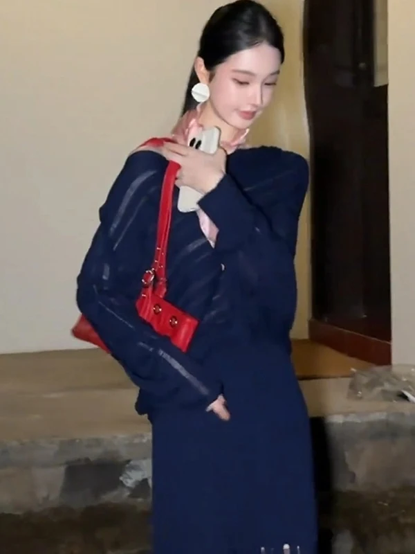 Korean Style Sweet Early Autumn New Loose Feel One Shoulder Top Elastic Waist Half Skirt Two Piece Set Women Fashion Ensemble
Korean Style Sweet Early Autumn New Loose Feel One Shoulder Top Elastic Waist Half Skirt Two Piece Set Women Fashion Ensemble