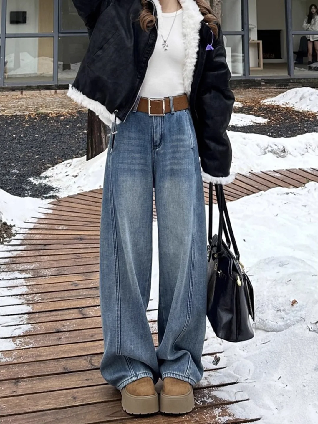 plus Size Women's Fleece Lined Wide Leg Jeans High Waist Straight Cut Floor Length Pants Autumn Winter New Design Korean Style
plus Size Women's Fleece Lined Wide Leg Jeans High Waist Straight Cut Floor Length Pants Autumn Winter New Design Korean Style