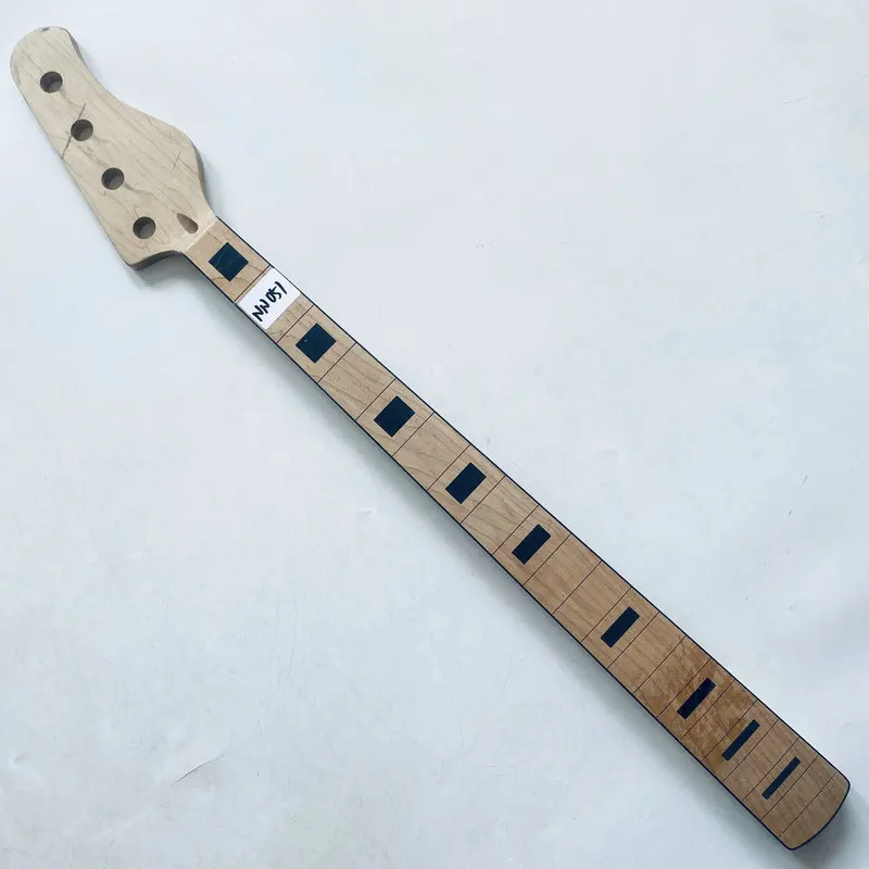 NN051 No Frets Unfinished 4 Strings Electric Bass Neck 20 Frets Right Hand Surface Damages and Dirty
NN051 No Frets Unfinished 4 Strings Electric Bass Neck 20 Frets Right Hand Surface Damages and Dirty