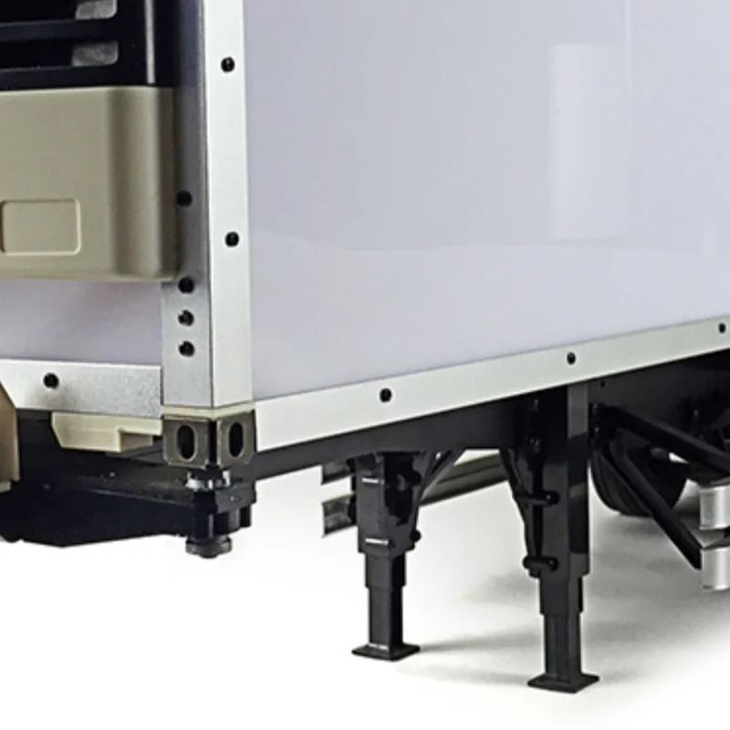 1/14 TOUCAN 40ft Reefer Semi-trailer 3Axles Chassis Container Tractor Truck RC Model for Enthusiasts Adults
1/14 TOUCAN 40ft Reefer Semi-trailer 3Axles Chassis Container Tractor Truck RC Model for Enthusiasts Adults