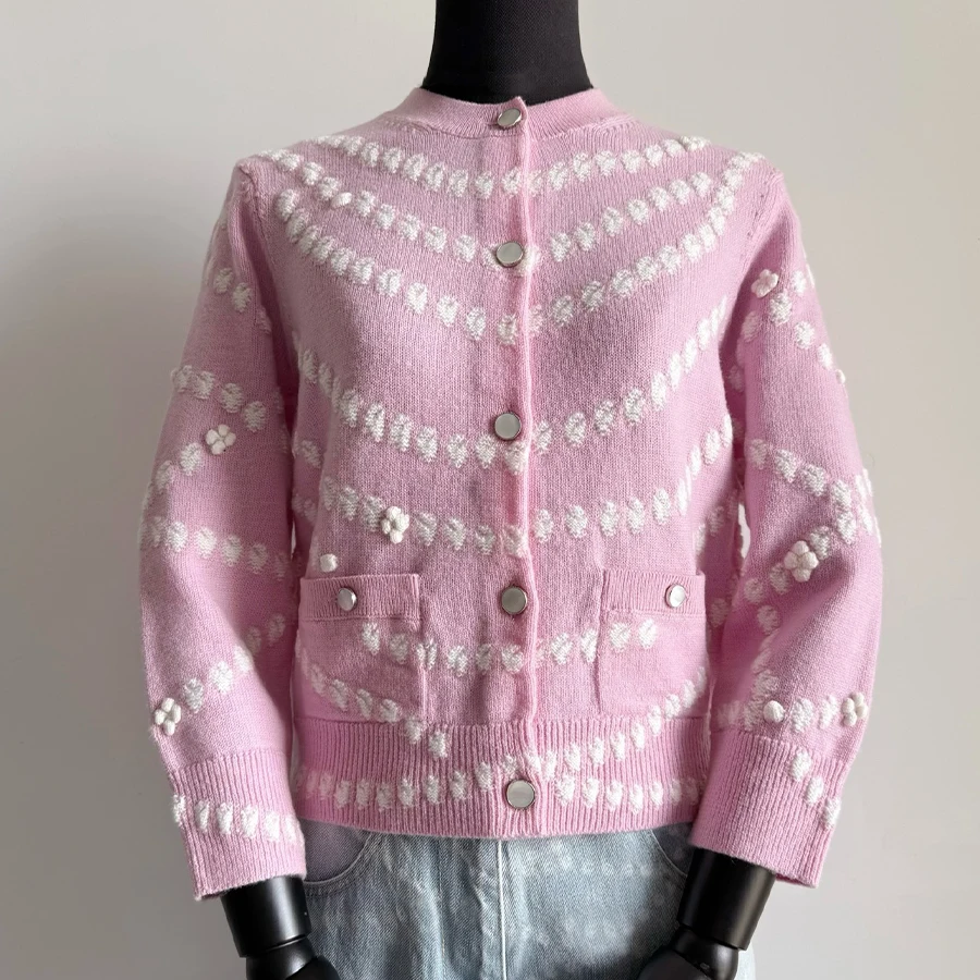 NIGO Women's Chain Embroidery Spring, Autumn And Winter Solid Color Long-Sleeved Round Neck Cashmere Cardigan Ngvp #nigo1844
NIGO Women's Chain Embroidery Spring, Autumn And Winter Solid Color Long-Sleeved Round Neck Cashmere Cardigan Ngvp #nigo1844