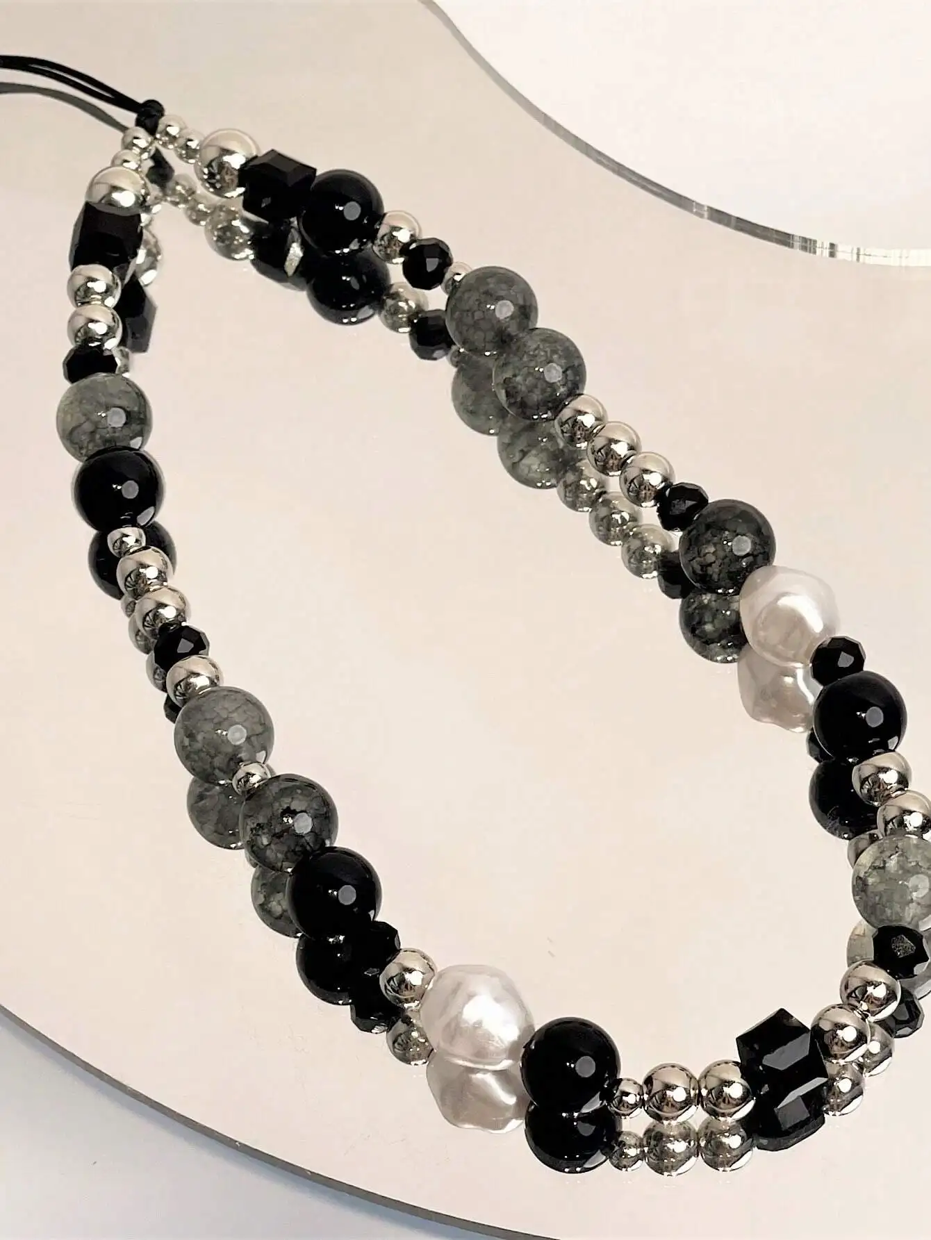 Ins Style Handmade Beaded Chain Pendant, Compatible With Ccd Cameras & Mobile Phone Cases.
Ins Style Handmade Beaded Chain Pendant, Compatible With Ccd Cameras & Mobile Phone Cases.