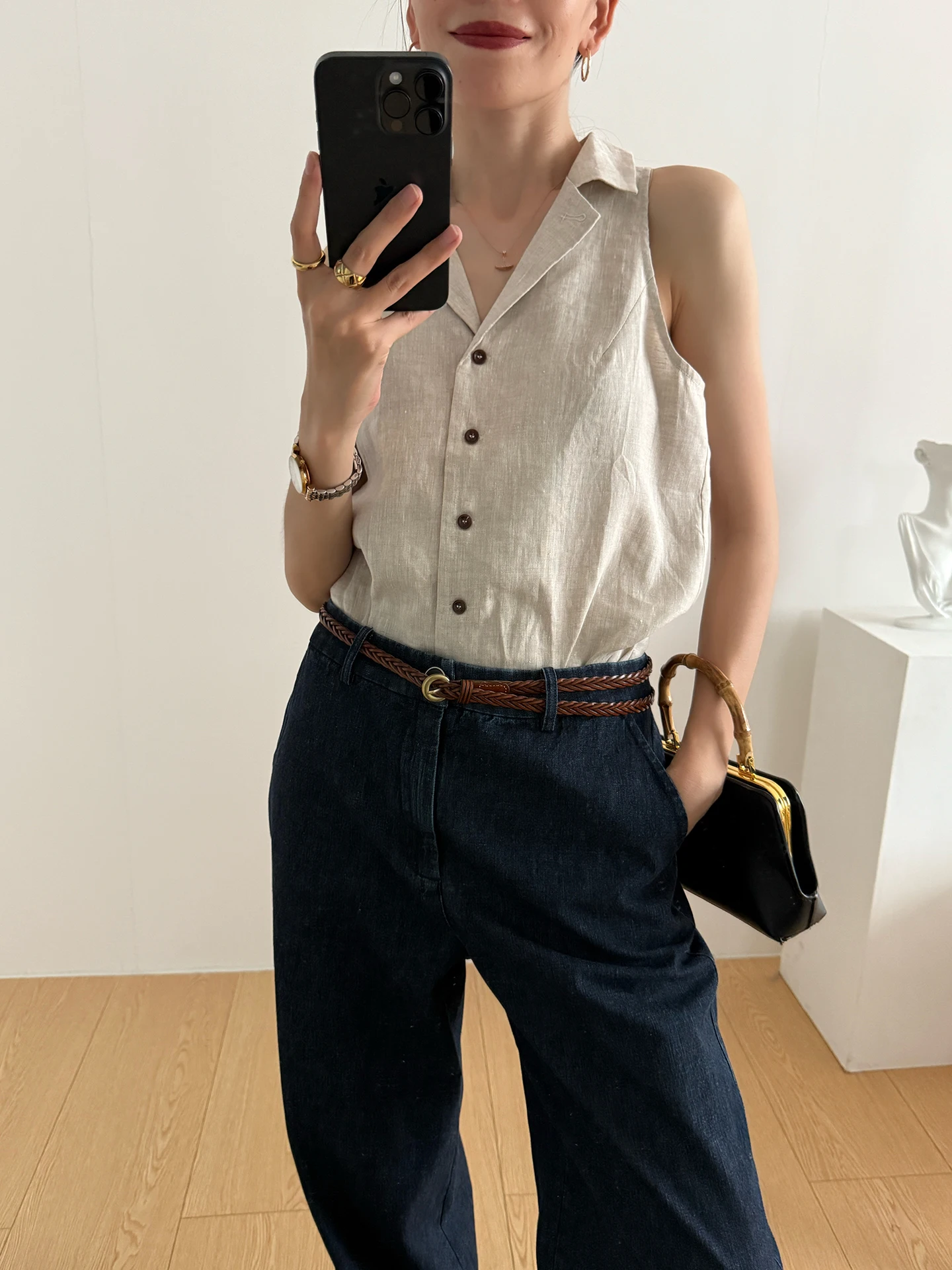 Women's Linen Brown Loose Svel Vest Summer Outerwear Faionable Small Tank Top Thin Material Single Button Design
Women's Linen Brown Loose Svel Vest Summer Outerwear Faionable Small Tank Top Thin Material Single Button Design