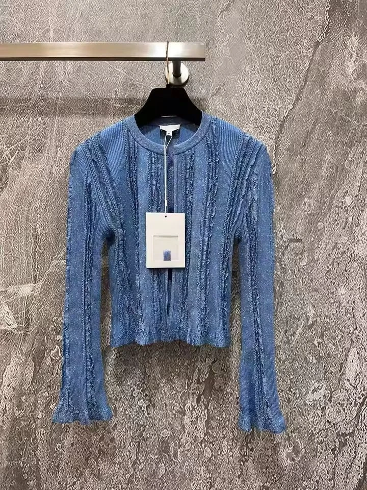 New 2025 Spring Women Slim Long Shirts Chic Single Breasted Long Sleeve Lady shirt Top
New 2025 Spring Women Slim Long Shirts Chic Single Breasted Long Sleeve Lady shirt Top