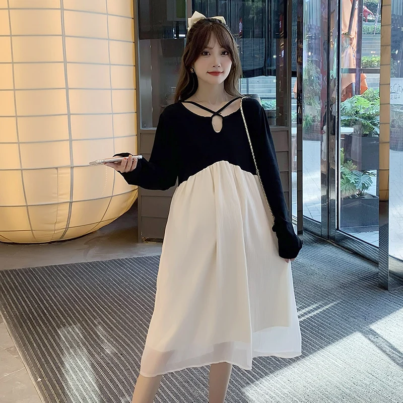 Autumn Maternity Clothes Block Color Patchwork Temperament Pregnant Woman Chiffon Dress Hollow Out Pregnancy Empired Dress Cute
Autumn Maternity Clothes Block Color Patchwork Temperament Pregnant Woman Chiffon Dress Hollow Out Pregnancy Empired Dress Cute