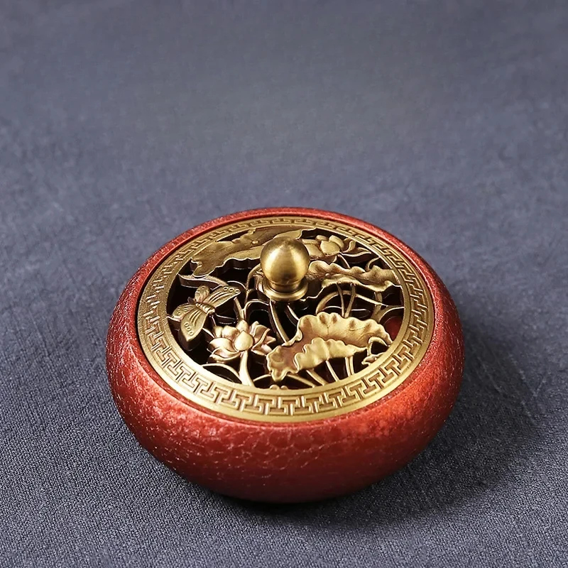 Creative and personalized aromatherapy stove, home indoor tea ceremony decoration, brass incense burner
Creative and personalized aromatherapy stove, home indoor tea ceremony decoration, brass incense burner