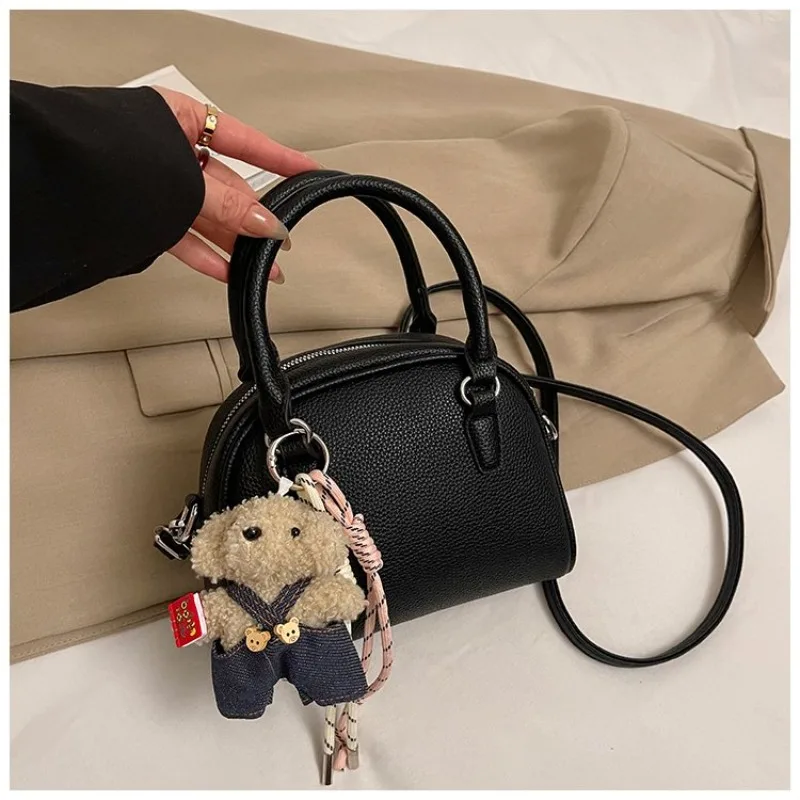 Вместительная кожаная сумка через плечо Long Journey: классическая парижская винтажная сумка-тоут премиум-класса для повседневного использования, большая вместимость, женская
Вместительная кожаная сумка через плечо Long Journey: классическая парижская винтажная сумка-тоут премиум-класса для повседневного использования, большая вместимость, женская