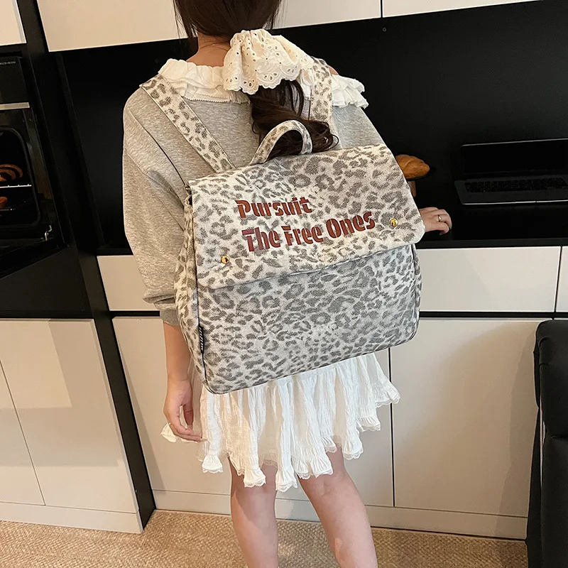 Leopard Print Kids Backpacks for Boy Canvas Backpack Large Capacity Travel Backpack School Bags Designer Bag Cute Backpacks Sac
Leopard Print Kids Backpacks for Boy Canvas Backpack Large Capacity Travel Backpack School Bags Designer Bag Cute Backpacks Sac