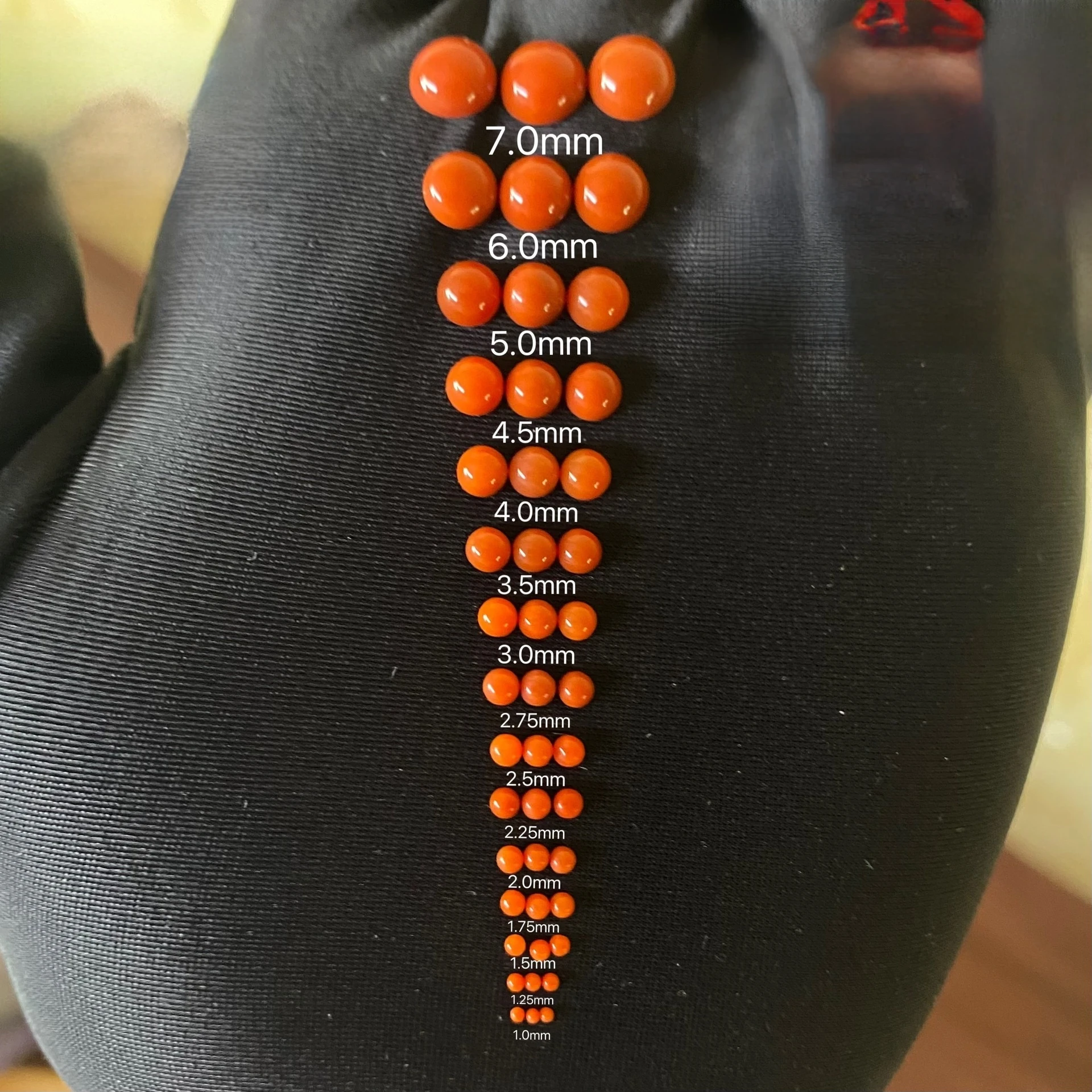 1MM-8MM Natural South Red Agate Round Flat Cabochon Agate Gemstone
1MM-8MM Natural South Red Agate Round Flat Cabochon Agate Gemstone