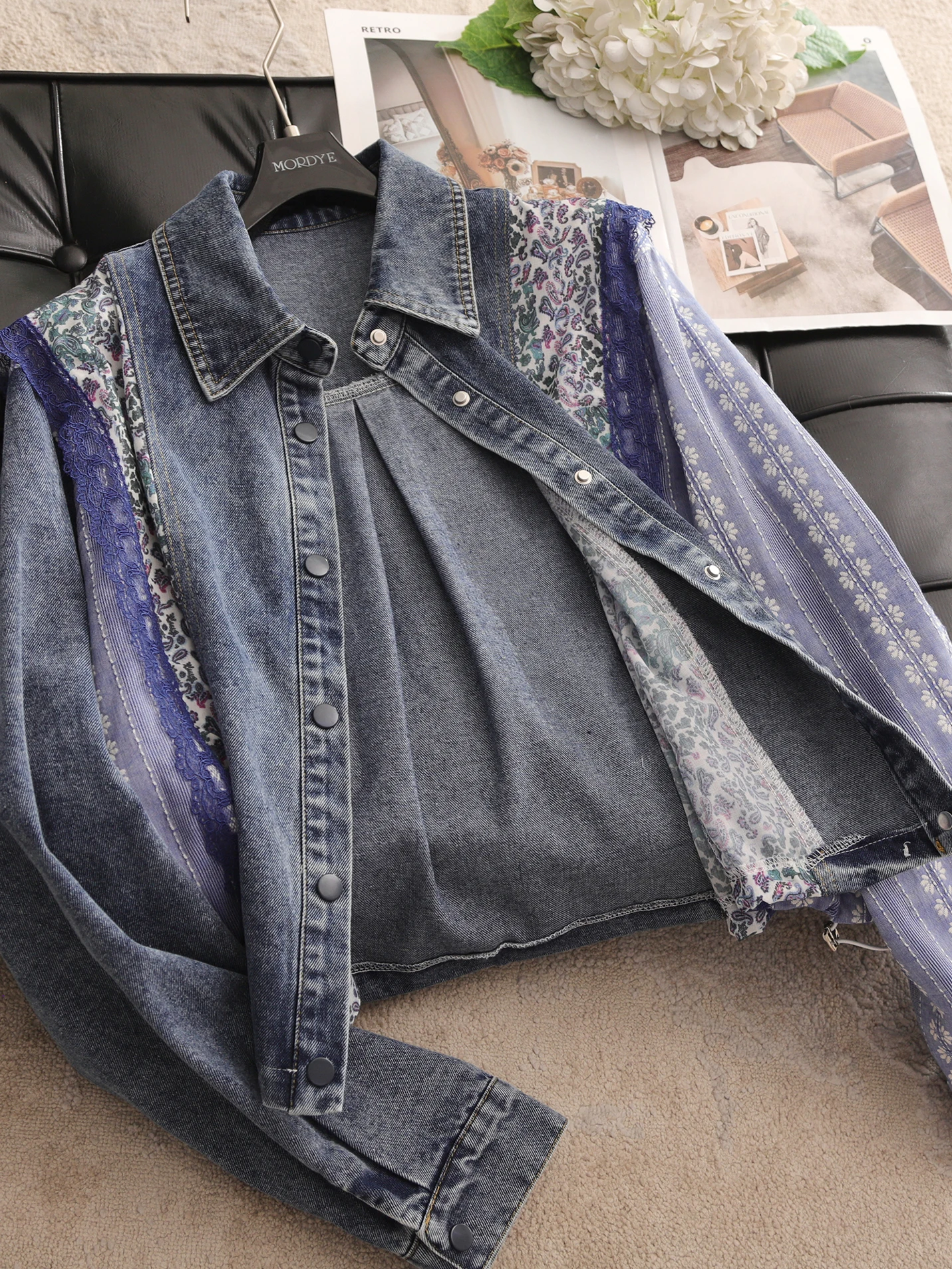 Floral Print Denim Long Sve irt with Lace Trim Patchwork Dstring Women's Spring Faion Casual Breathable Cotton Top
Floral Print Denim Long Sve irt with Lace Trim Patchwork Dstring Women's Spring Faion Casual Breathable Cotton Top