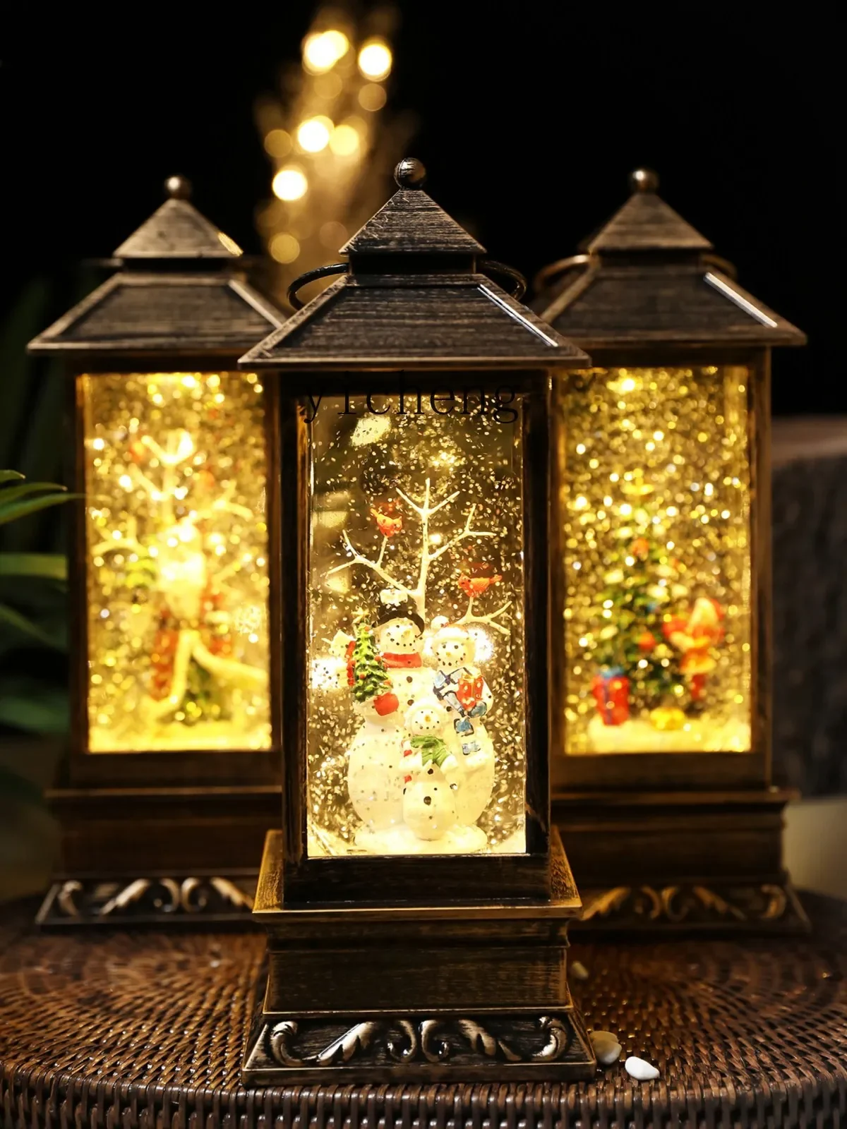 J3 Christmas carousel tree carousel snowflake music box gift
J3 Christmas carousel tree carousel snowflake music box gift