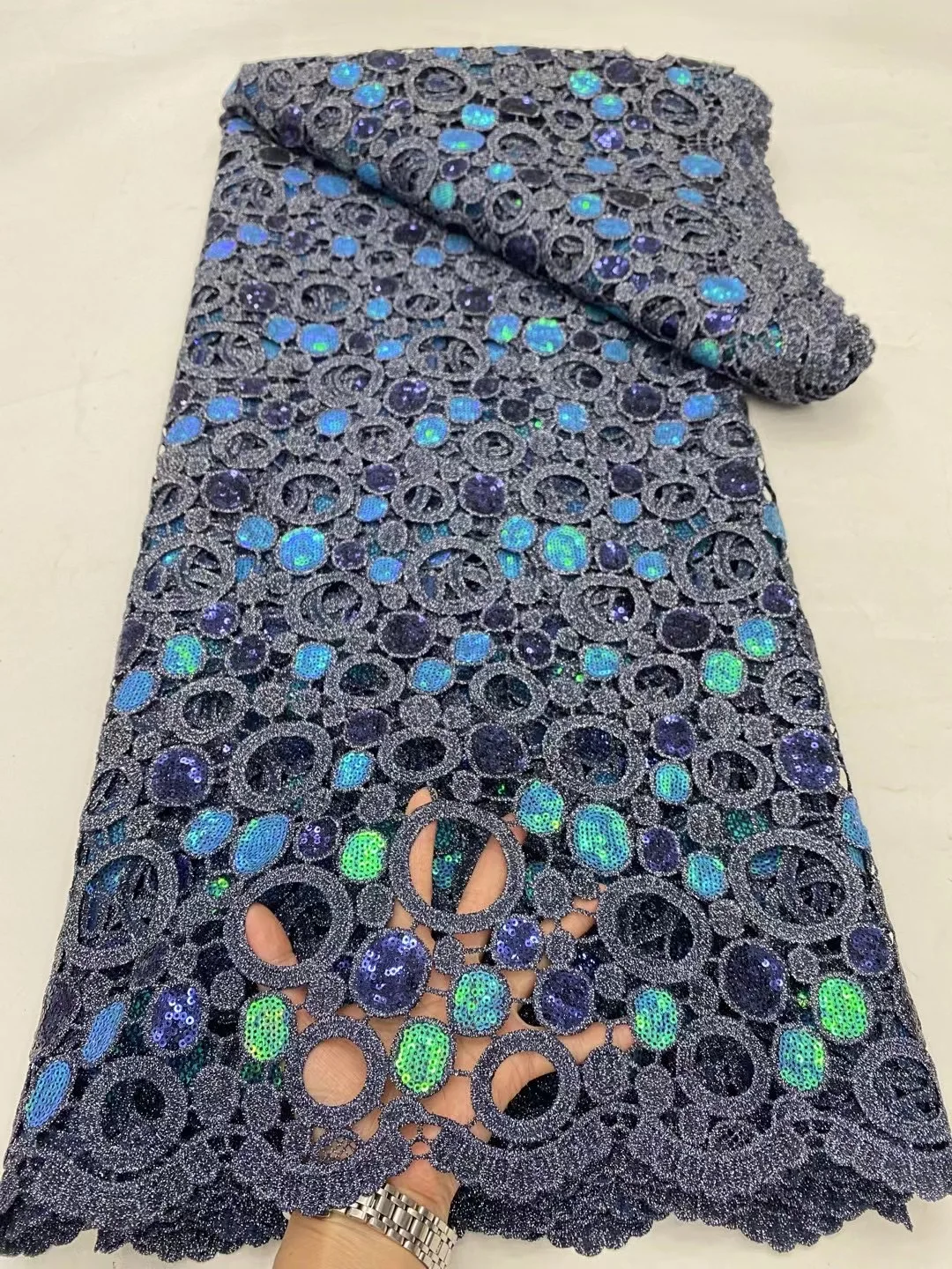 Fashion 2024 High Quality African Nigerian Embroidery Lace Fabric Tulle Wedding Party Dress Guipure Water Soluble Sequins 5Yards
Fashion 2024 High Quality African Nigerian Embroidery Lace Fabric Tulle Wedding Party Dress Guipure Water Soluble Sequins 5Yards