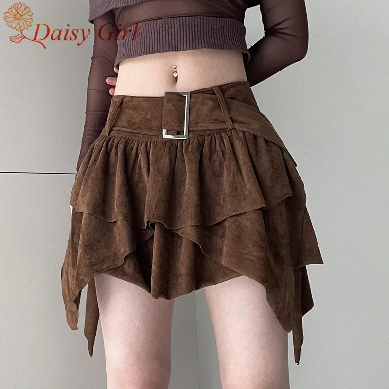 Summer Retro Hot Girl Solid Color Multi-Layer Irregular Skirt High Waist Metal Buckle Belt Fashionable Pleated Skirts
Summer Retro Hot Girl Solid Color Multi-Layer Irregular Skirt High Waist Metal Buckle Belt Fashionable Pleated Skirts