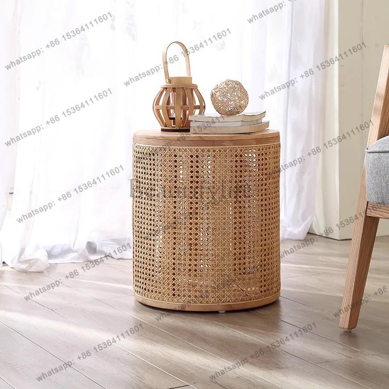 Nordic round table small apartment living room small table coffee table simple modern balcony
Nordic round table small apartment living room small table coffee table simple modern balcony