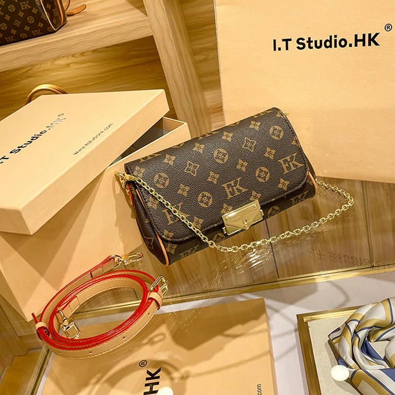 Fashionable Luxury Brand Vintage Flower Buckle Single Shoulder Underarm Bag High-quality Crossbody Chain Small Square Bag
Fashionable Luxury Brand Vintage Flower Buckle Single Shoulder Underarm Bag High-quality Crossbody Chain Small Square Bag