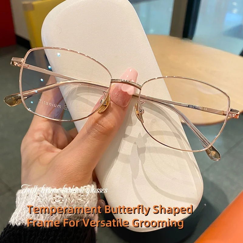 DIEDESEE New Retro Round Small Eyeframe For Men And Women Classic Fashion High Quality Optical Prescription Eyeframe 11382
DIEDESEE New Retro Round Small Eyeframe For Men And Women Classic Fashion High Quality Optical Prescription Eyeframe 11382