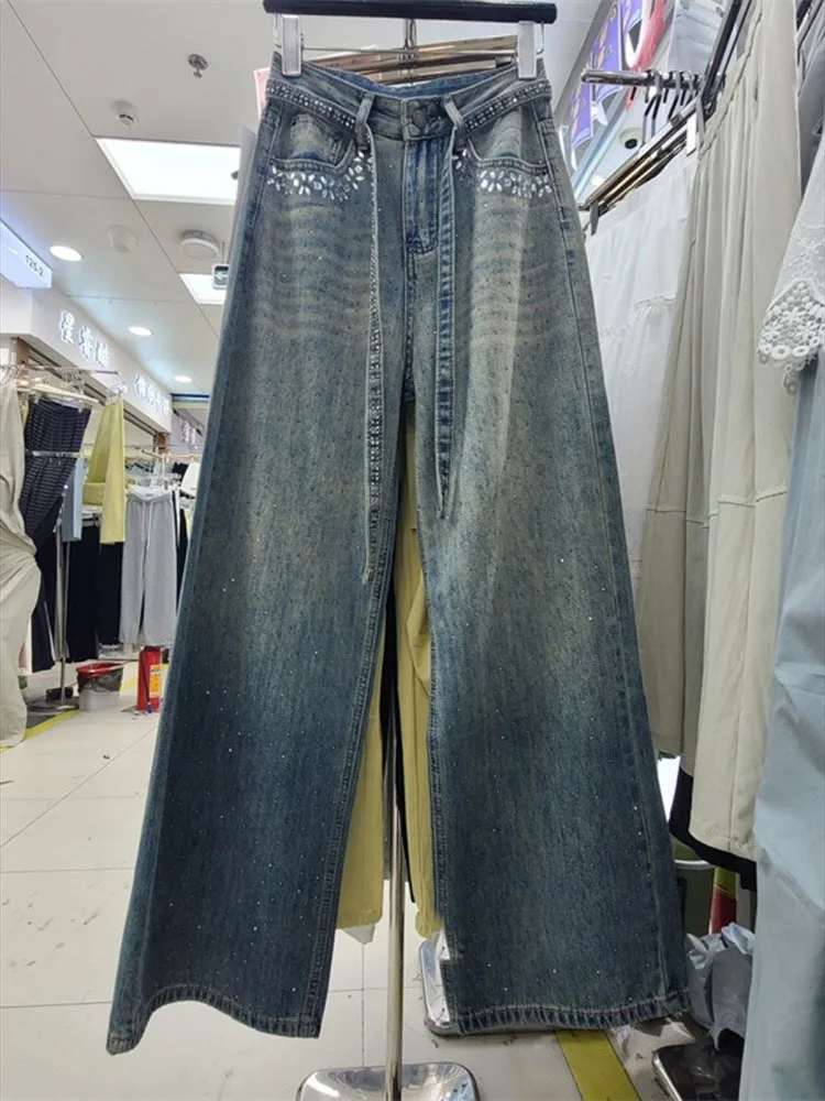 2025 Spring New Women's Jeans Stars Hot Diamond Straight Pants Loose Trousers Heavy Industry Rhinestones Blue Jeans for Women
2025 Spring New Women's Jeans Stars Hot Diamond Straight Pants Loose Trousers Heavy Industry Rhinestones Blue Jeans for Women