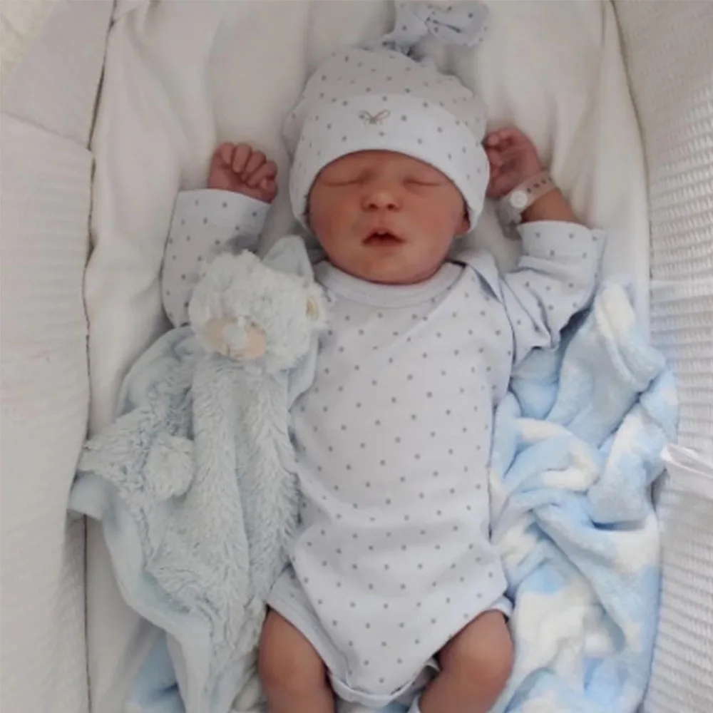 18 Inch Darren Reborn Baby Doll Soft Full Body Silicone Vinyl Body Boy lifelike Newborn Doll Flexible 3D Skin Tone Premie
18 Inch Darren Reborn Baby Doll Soft Full Body Silicone Vinyl Body Boy lifelike Newborn Doll Flexible 3D Skin Tone Premie