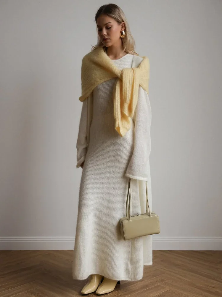 Белые трикотажные юбки, комплекты женской моды с длинным рукавом и круглым воротником, тонкое длинное пальто, костюм, повседневная новинка 2025 года, осенняя женская повседневная одежда
Белые трикотажные юбки, комплекты женской моды с длинным рукавом и круглым воротником, тонкое длинное пальто, костюм, повседневная новинка 2025 года, осенняя женская повседневная одежда