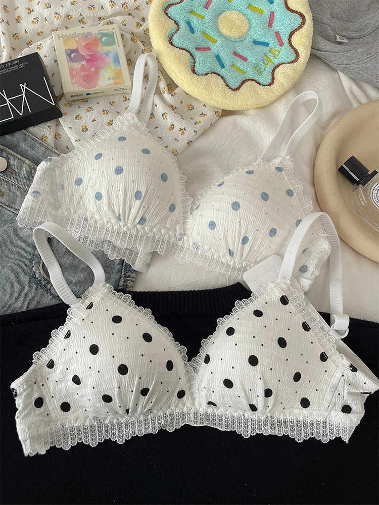 Французское нижнее белье с милыми треугольными чашками, собранное без стальных ободков, антипровисающая грудь, кружевной бюстгальтер в горошек
Французское нижнее белье с милыми треугольными чашками, собранное без стальных ободков, антипровисающая грудь, кружевной бюстгальтер в горошек