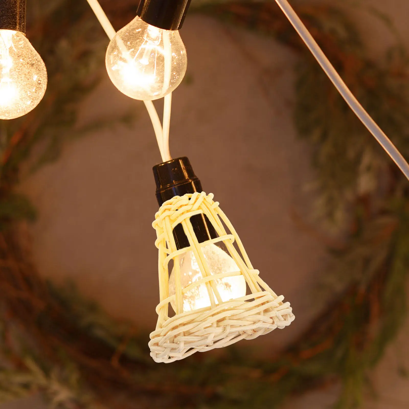 Rattan Pendant Lamp Shade Rustic Ceiling Lamp Cover Indoor Hanging Light Shade Decorative Lampshade for Bedroom Living Room
Rattan Pendant Lamp Shade Rustic Ceiling Lamp Cover Indoor Hanging Light Shade Decorative Lampshade for Bedroom Living Room