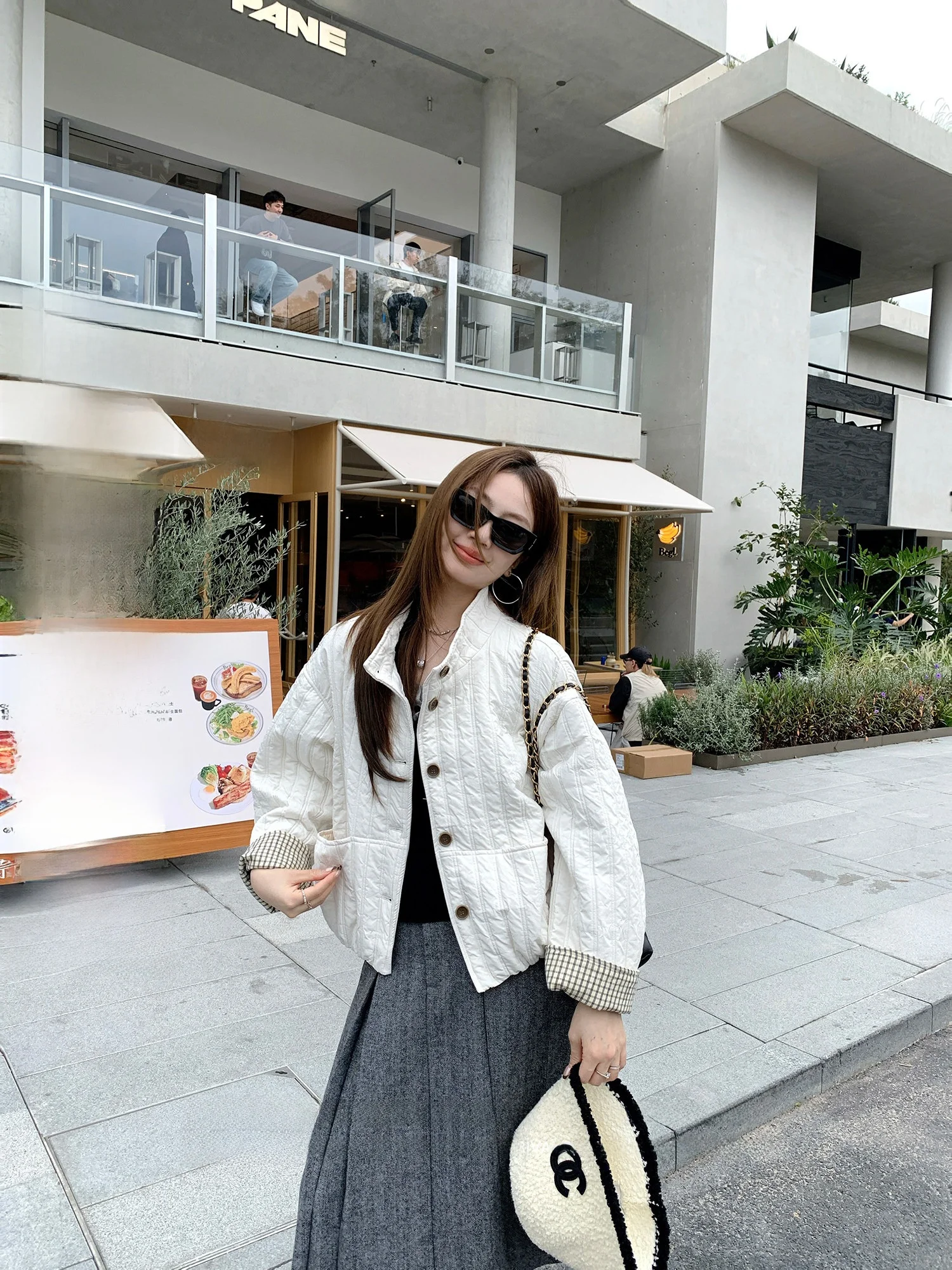 Портативная теплая женская хлопковая куртка-пальто с воротником-стойкой, приталенная, зимняя, модная, в корейском стиле, с длинными рукавами, стандартный крой
Портативная теплая женская хлопковая куртка-пальто с воротником-стойкой, приталенная, зимняя, модная, в корейском стиле, с длинными рукавами, стандартный крой